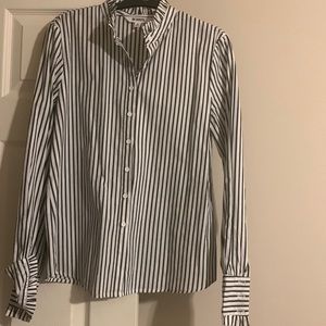 BB Dakota Medium Blouse Navy and White